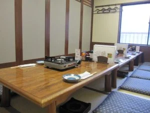熱海で座敷でくつろぎながら味わう和豚もちぶたの豚しゃぶ